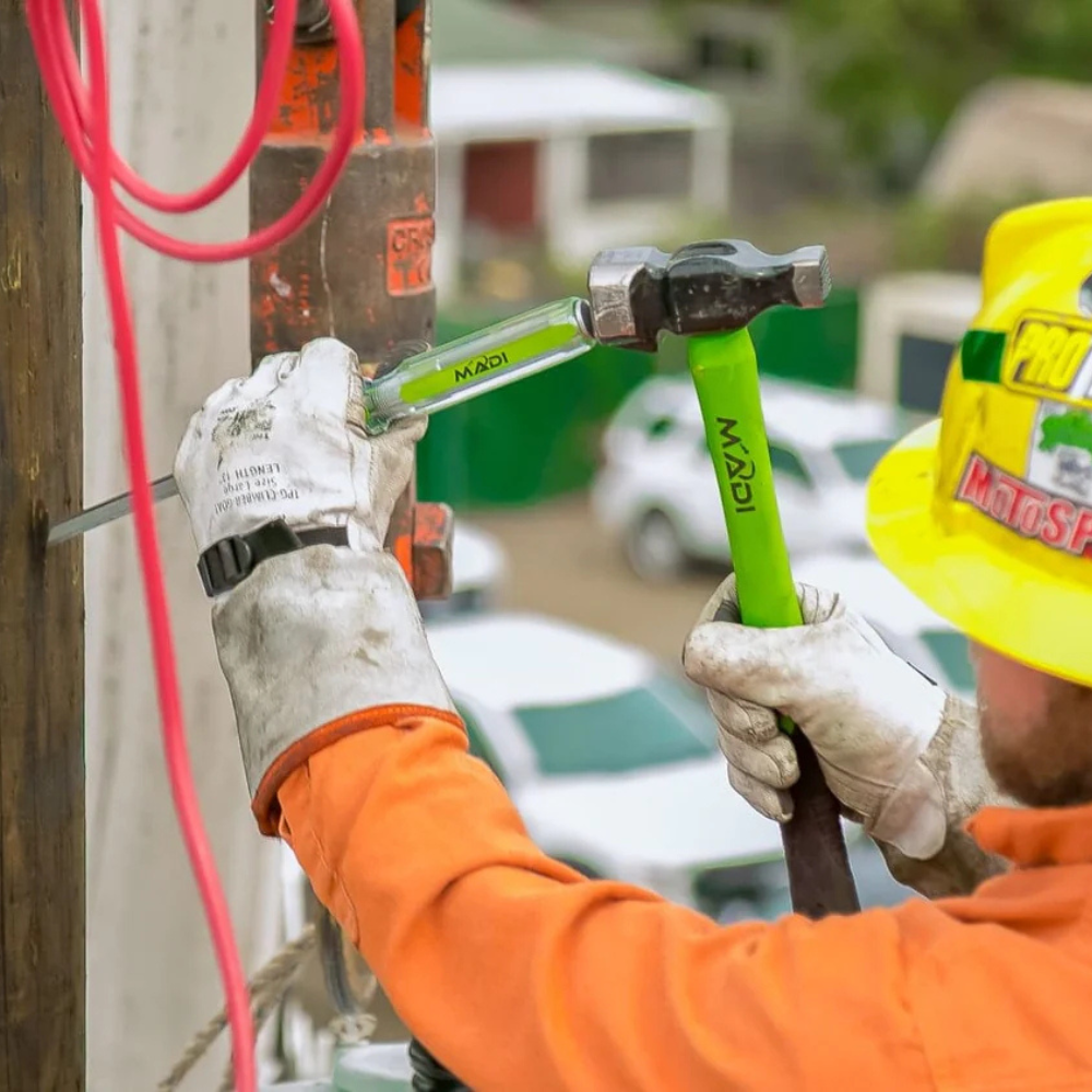 MADI Lineman Tools Staple Remover / Multi-Purpose Tool from Columbia Safety